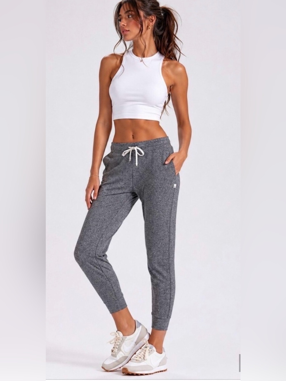 Vuori Performance Jogger, Heather Gray